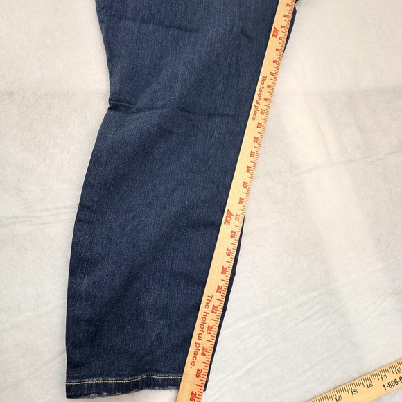 Torrid Premium High-Rise Curvy Jeans Blue Medium Wash Denim Size 22R NEW - Picture 9 of 12